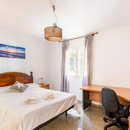Amplio Piso Para Disfrutar Del Centro De Malaga Con Parking Gratuito ภายนอก รูปภาพ