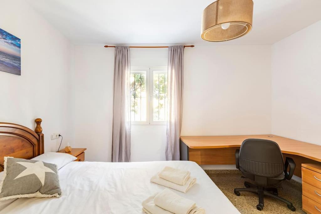 Amplio Piso Para Disfrutar Del Centro De Malaga Con Parking Gratuito ภายนอก รูปภาพ