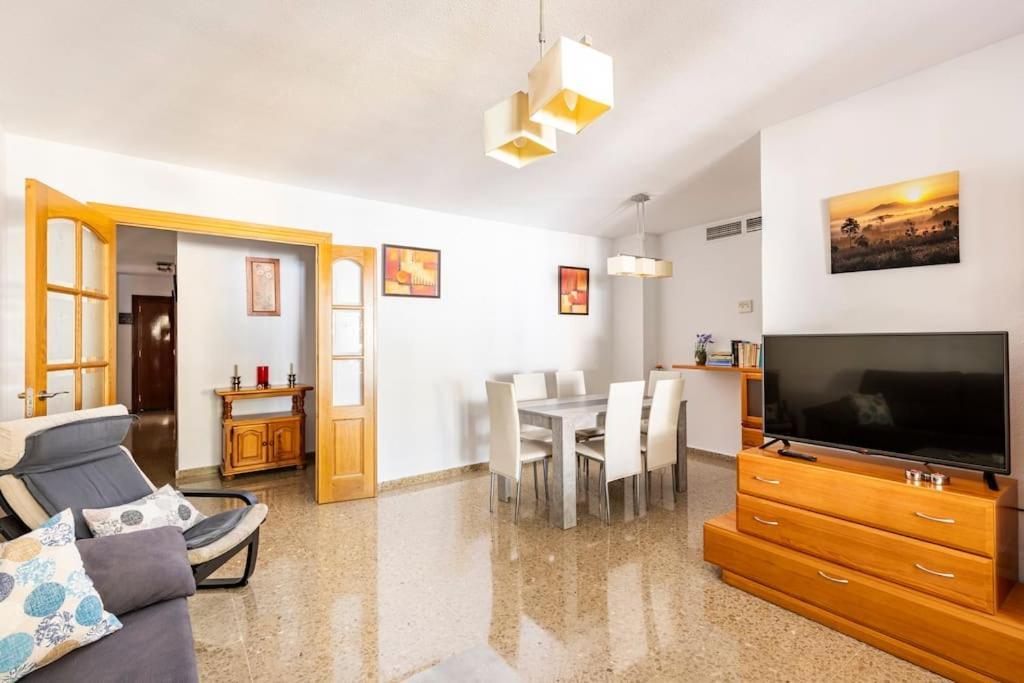 Amplio Piso Para Disfrutar Del Centro De Malaga Con Parking Gratuito ภายนอก รูปภาพ