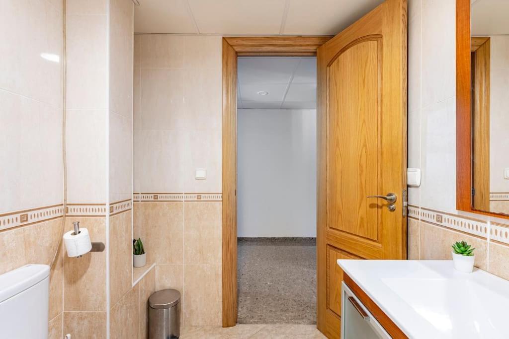 Amplio Piso Para Disfrutar Del Centro De Malaga Con Parking Gratuito ภายนอก รูปภาพ