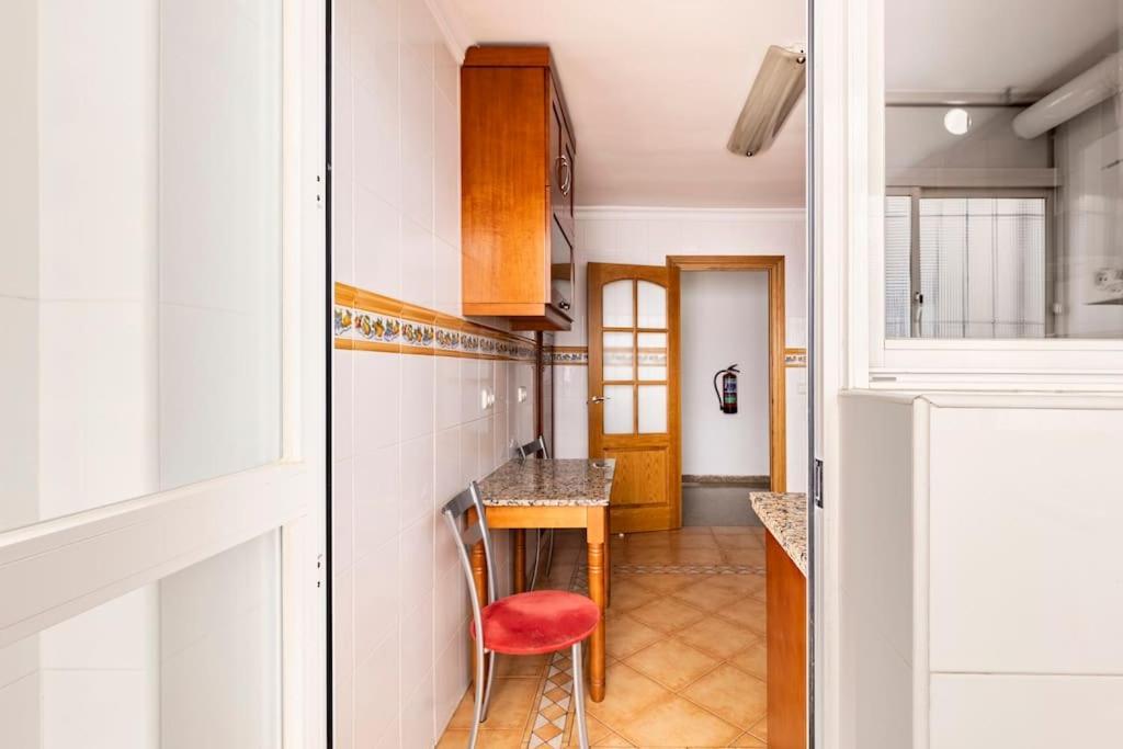 Amplio Piso Para Disfrutar Del Centro De Malaga Con Parking Gratuito ภายนอก รูปภาพ
